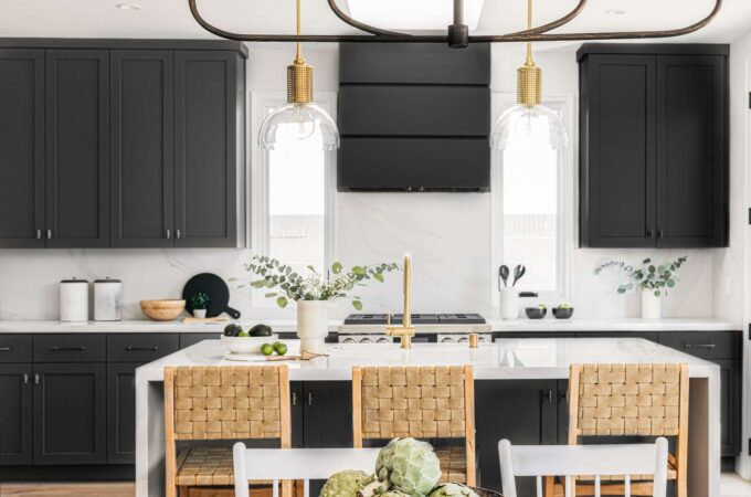 Are Black Kitchen Cabinets Perfect for Modern Kitchen Designs