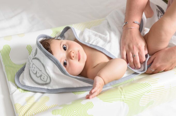 Make Bath Time Easier with Changing Towels for Babies