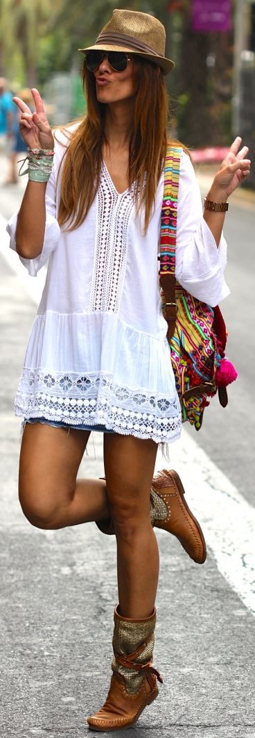 Chic White Women's Crochet Detail Embroidered Loose Tunic