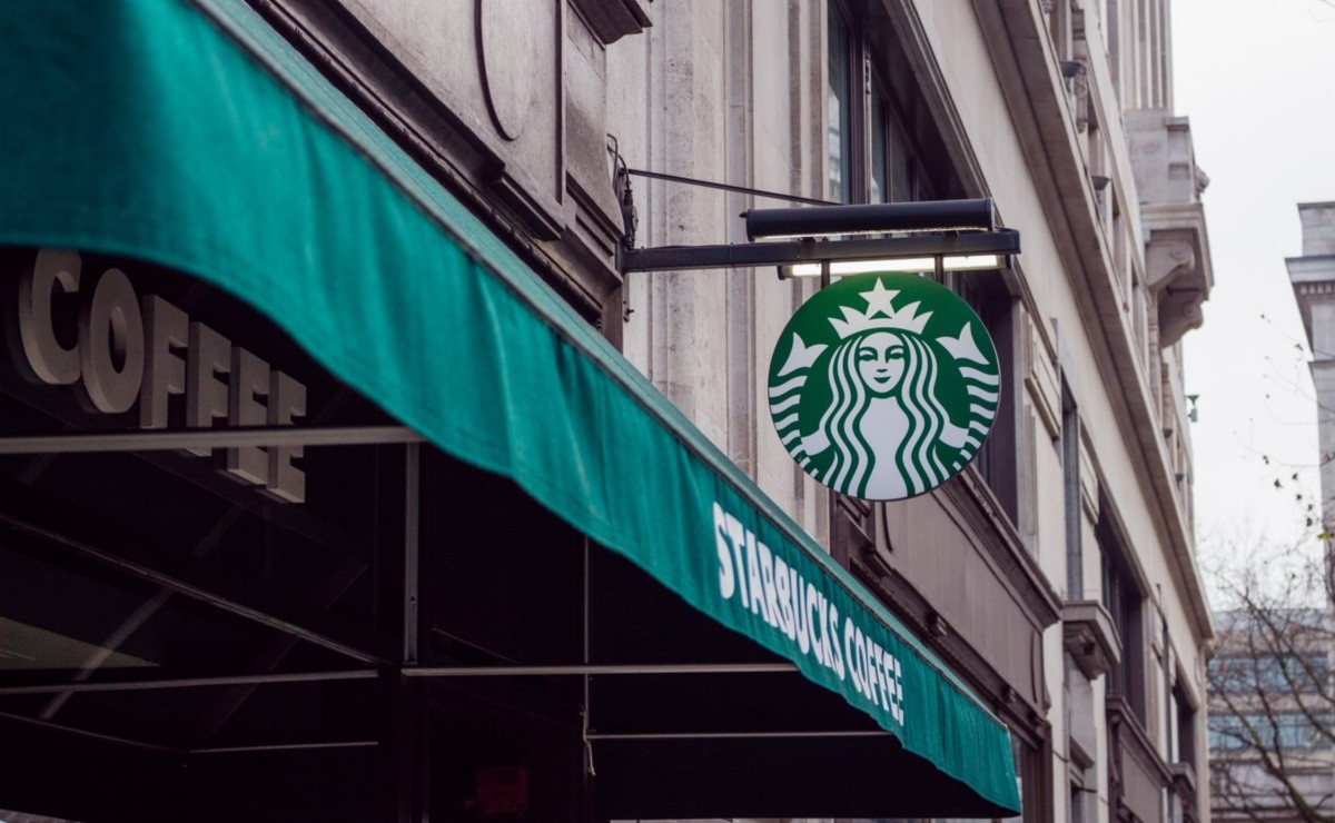 Starbucks Real Estate Requirement: All You Need to Know About Investing in Starbucks NNN Properties