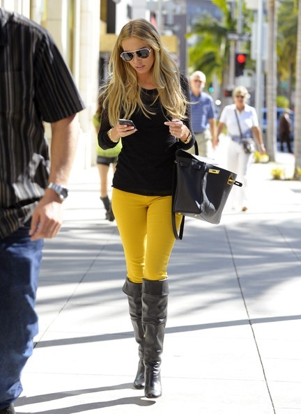 Yellow jean, high boots, black long sleeved style