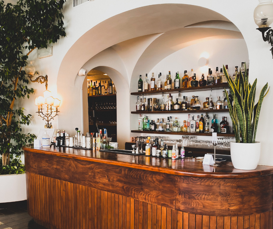 4 Simple Tips to Enhance Your Pub’s Aesthetics